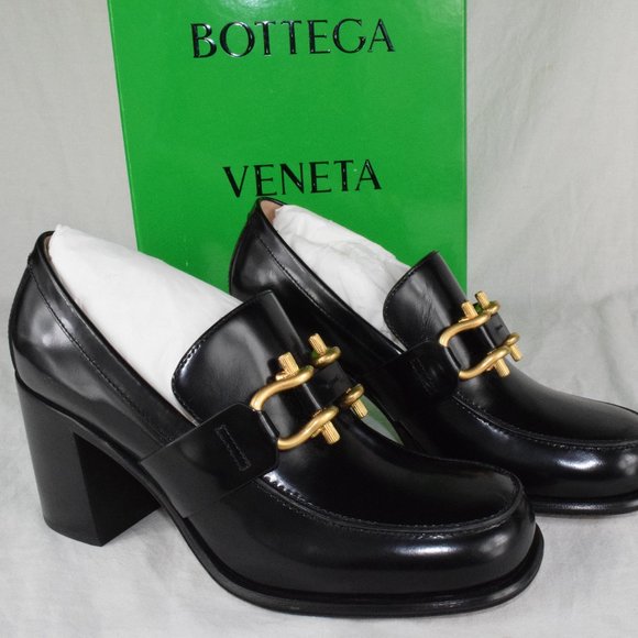 Bottega Veneta Shoes - NEW!! BOTTEGA VENETA Monsieur embellished glossed-leather pumps Size 37.5 EU